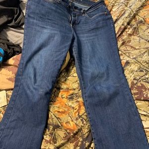 St. John’s women’s size 14 jeans